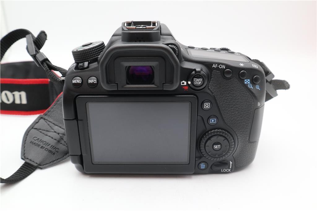 Canon 80D DSLR Camera 24.2MP Body Only, Shutter Count 12721, Very Good Cond.