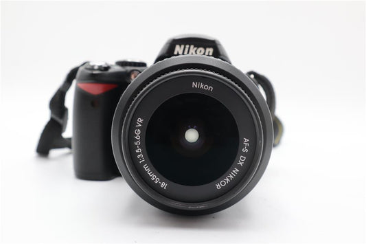 Nikon D40x Camera 10.2MP DSLR with 18-55mm, Shutter Count 18095, Good Condition