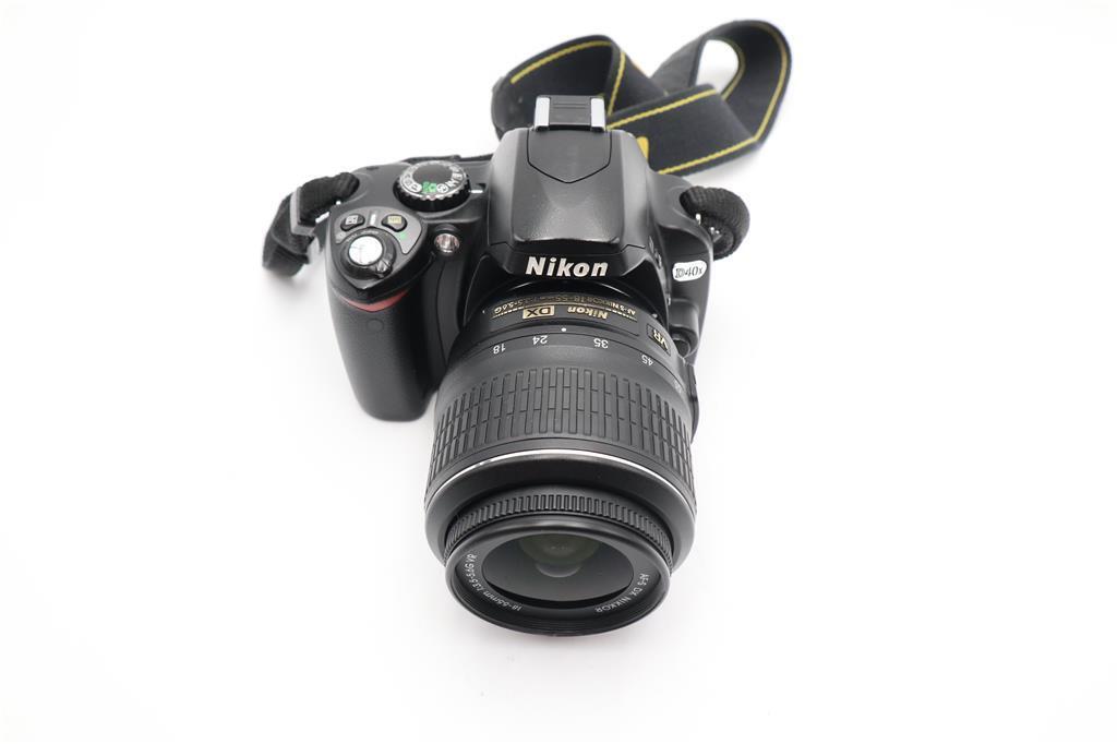 Nikon D40x Camera 10.2MP DSLR with 18-55mm, Shutter Count 18095, Good Condition