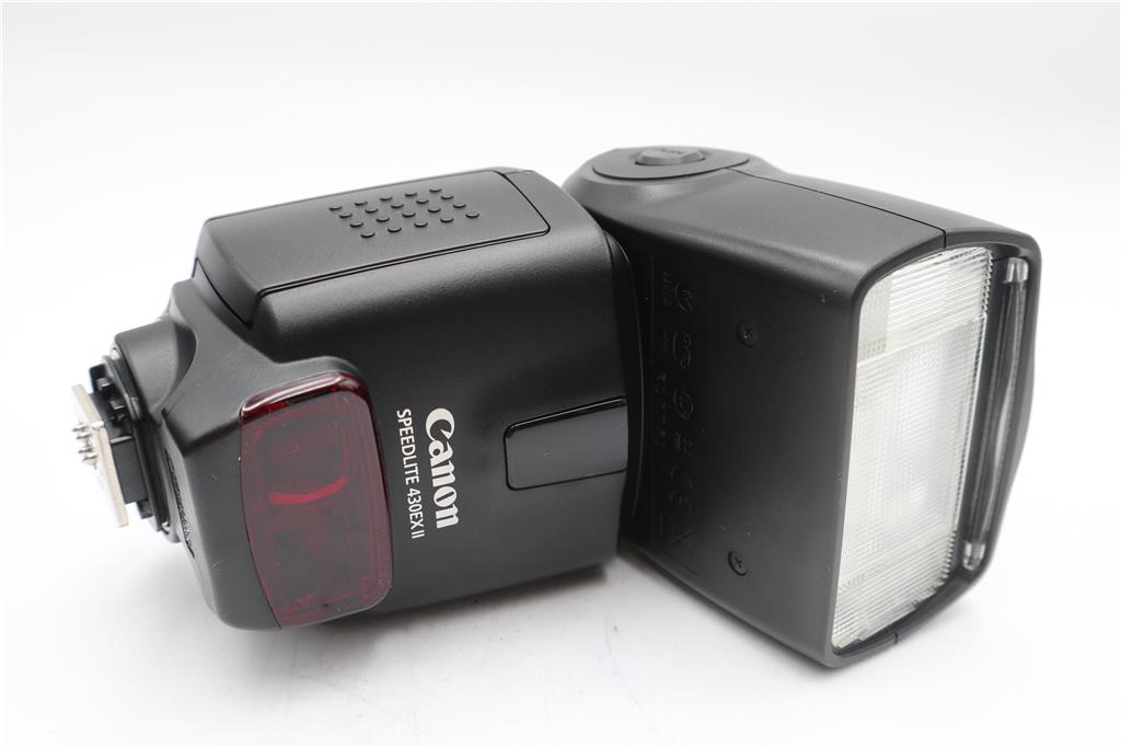 Canon Speedlite 430EX II Flash, Shoe Mount, E-TTL II, E-TTL, Very Good Condition