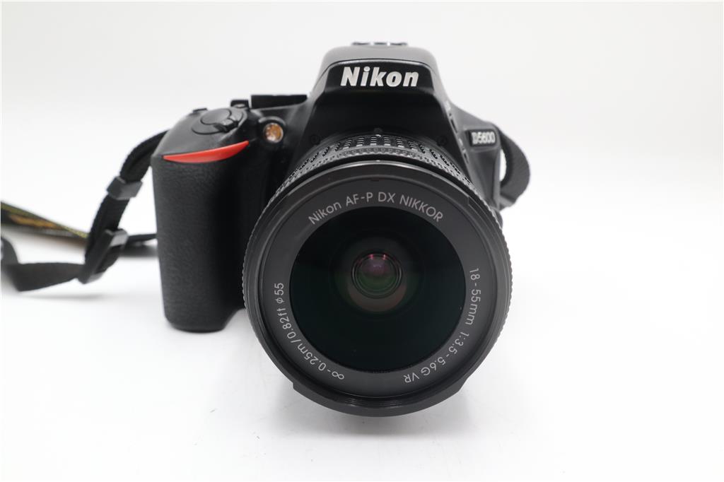 Nikon D5600 24MP Camera DSLR with 18-55mm, Shutter Count 3007, Exc. REFURBISHED