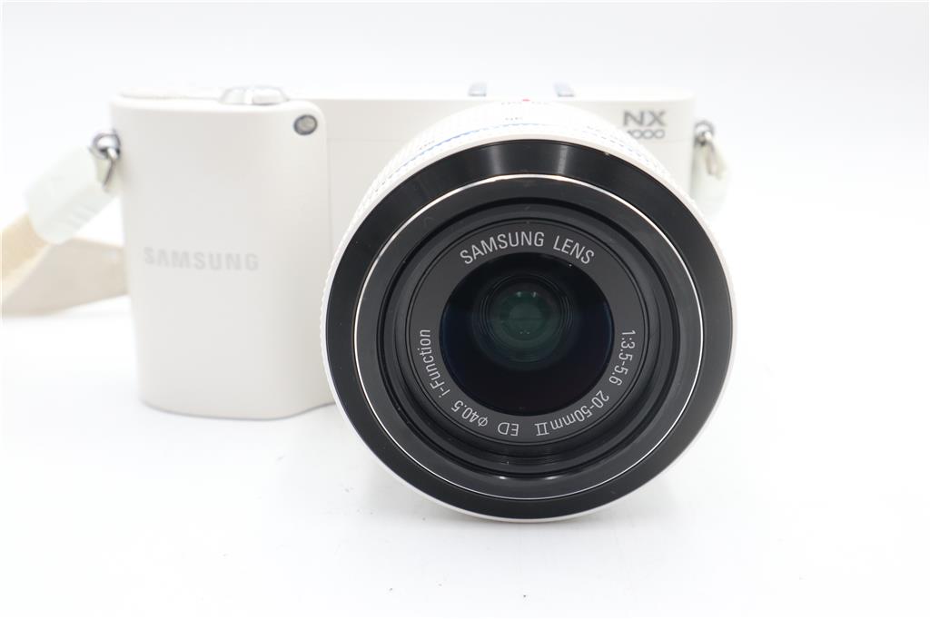 Samsung NX1000 Mirrorless Camera 20.3 MP Kit with 20-50mm Lens, V.Good Condition