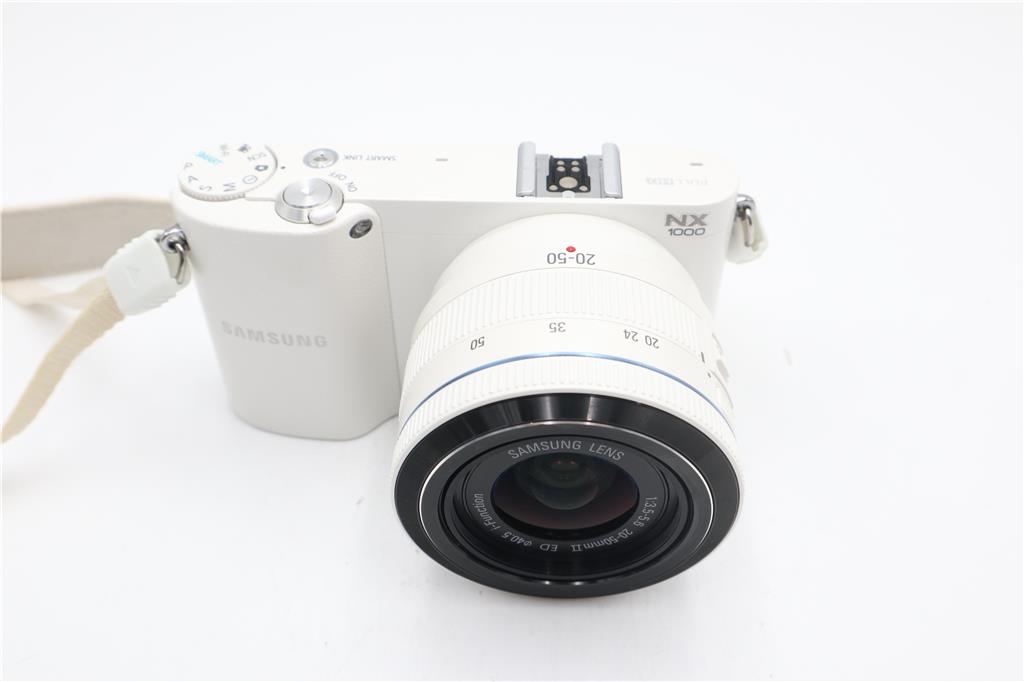 Samsung NX1000 Mirrorless Camera 20.3 MP Kit with 20-50mm Lens, V.Good Condition