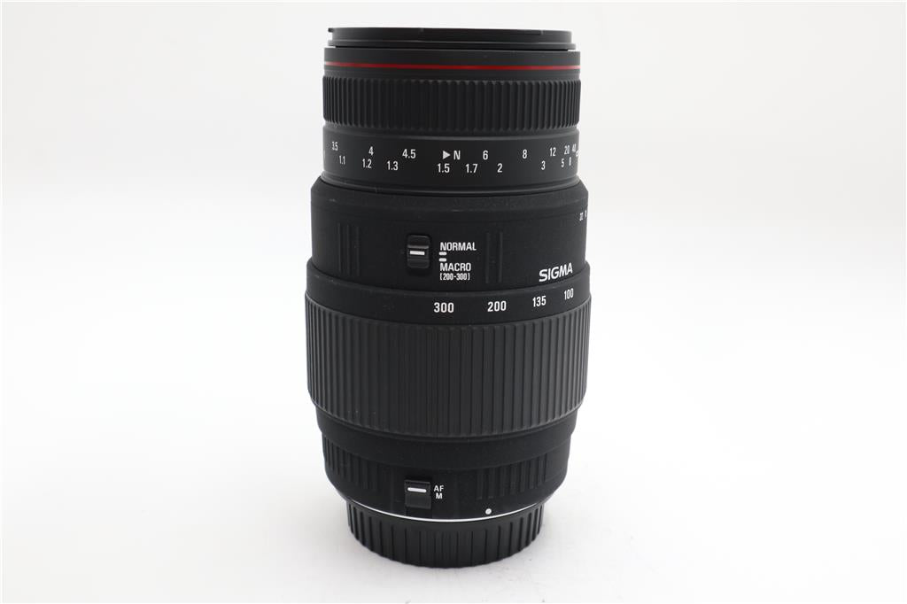 Sigma 70-300mm f/4-5.6 Lens APO Zoom Macro, Telephoto for Canon, Good Cond.